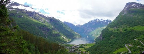 Фотовиставка Олександра Оришка 